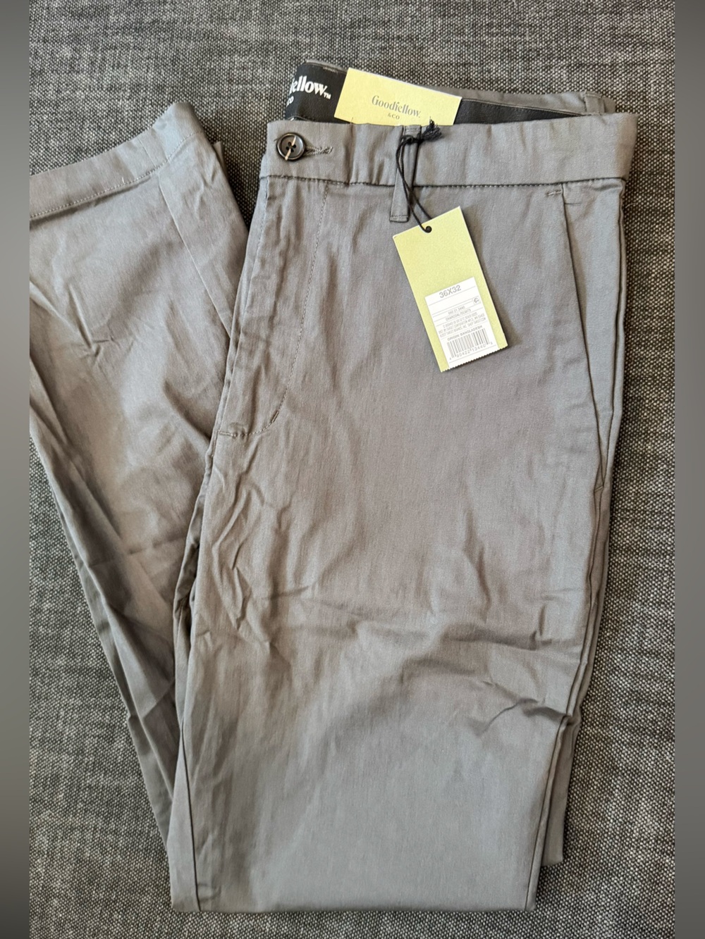 Goodfellow & Co Light Gray Men's Chinos - Straight Fit